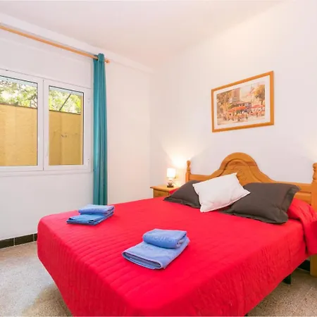 Velazquez-9 By Interhome * Roses
